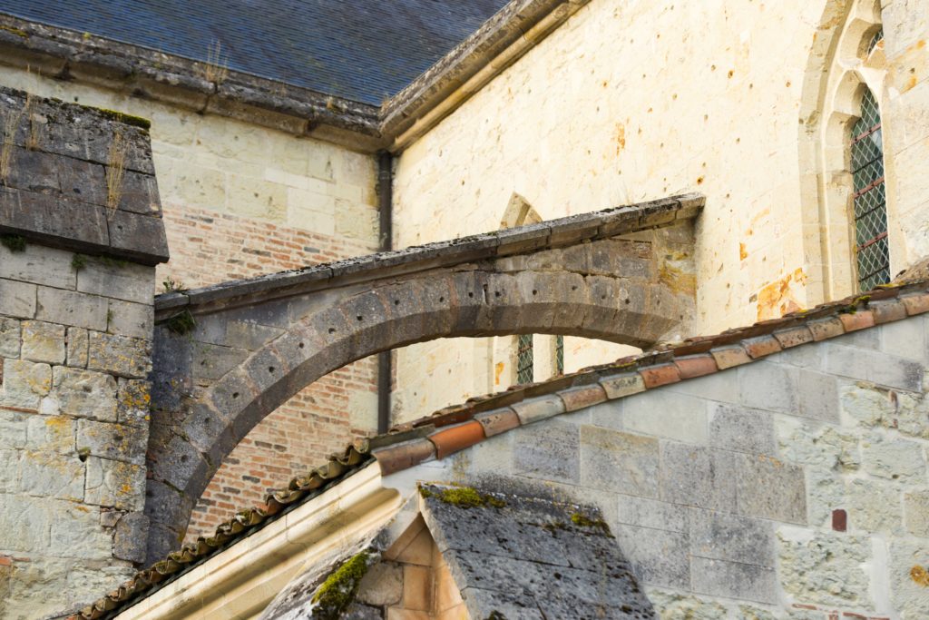 Détail architectural de l'abbaye de Lachalade